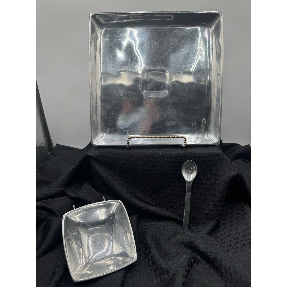 Lunares San Francisco Serving Tray With Dip Bowl And Matching Spoon